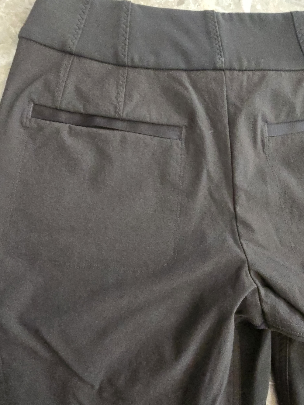 Athleta Sz 4 Wander Hybrid Pants - Picture 6 of 7